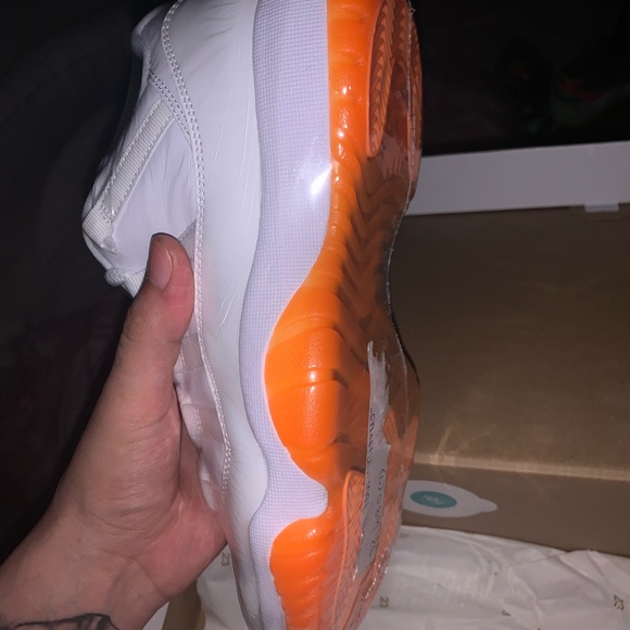 Citrus 11s Size 7 in youth 8.5 in women NEVER WORN - Picture 6 of 8